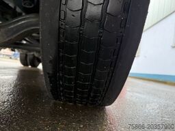 MERCEDES-BENZ 823 L Atego Pritsche 6.20m