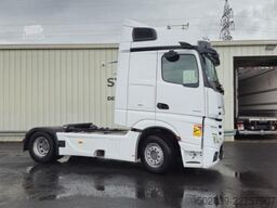 Mercedes-Benz Actros 1853