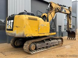 Caterpillar 323E
