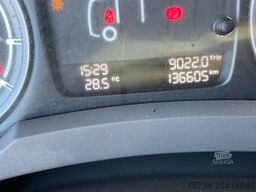 DAF LF 180 Euro 6 Autotransporter met oprijplaten J...