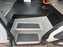 MERCEDES-BENZ Sprinter 314 BlueTEC 9Sitze+Rollstuhllift Klima