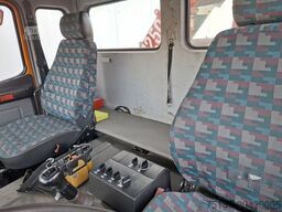 MERCEDES-BENZ 1824 AK 4x4 Allrad Pritsche Kran HMF1253 K4 Funk