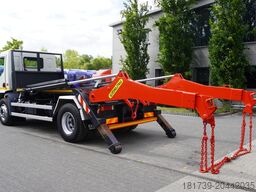 DAF LF 55.220 Skip loader GUIMA PALFINGER