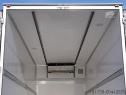 Mercedes-Benz Actros 2548 E6 / GIGA / Cab Lounge chair