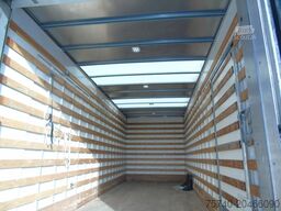 Renault D 12.220 + SPECIAL LIFT + EURO 6