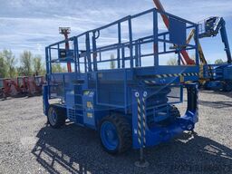 Genie GS3390 - 12,06 m - 4x4 - diesel