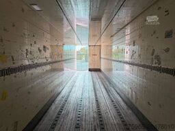 Burg VAN BEURDEN ISOLATED BOX HYDRAROLLS CARRIER