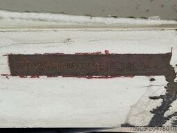 Burg VAN BEURDEN ISOLATED BOX HYDRAROLLS CARRIER