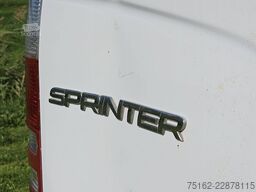 MERCEDES-BENZ SPRINTER 213