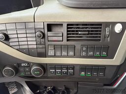 Volvo FH 460 Mega,lowliner,2x tank,VEB,I park cool