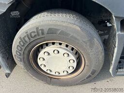 Renault T440 6x2 E6 AHK LBW Isokoffer