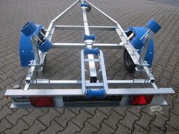 trailershop Boot Trailer Bootanhänger Neptun Navy 750kg sofort verfügbar nach Bestellung