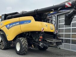 New Holland CR 10.90