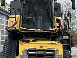 New Holland CR 10.90