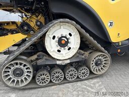 New Holland CR 10.90