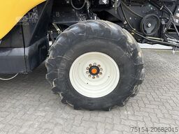 New Holland CR 10.90