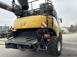 New Holland CR 10.90