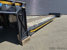 Meusburger MPG 3 / LOW BED / EXTENDABLE / 3 x STEERING AXLE