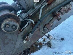 Åkerman EC200 excavator with 2 buckets. SEE VIDEO.