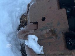 Åkerman H7M wheeled excavator with bucket