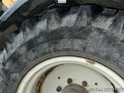 Lundberg 6200LSE wheel loader with snow blower, bucket and