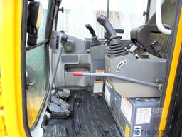 Takeuchi TB 235