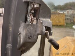 Liebherr Pr 746 L blade included