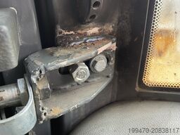 Liebherr Pr 746 L blade included