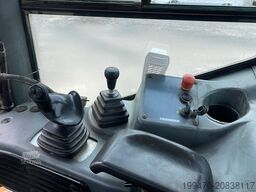 Liebherr Pr 746 L blade included