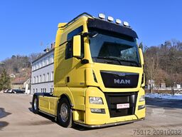 MAN TGX18.560  XXL Retarder Alufelgen 2 Betten