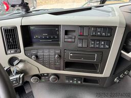Volvo FM 420 8x2 + Kennis kraan R14-6 214.152KM!