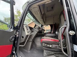 Volvo FM 420 8x2 + Kennis kraan R14-6 214.152KM!