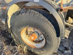 Carnehl 2-axle tipper trailer