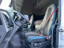 Volvo FM 420 FM 420 Globetrotter / Night-Airco / ADR ...