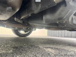 Mercedes-Benz Vito 119 4x4 Van – Two Sets of Tires