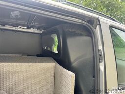 Mercedes-Benz Vito 119 4x4 Van – Two Sets of Tires