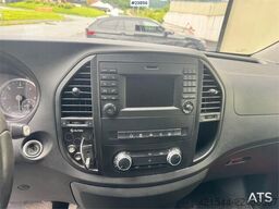 Mercedes-Benz Vito 119 4x4 Van – Two Sets of Tires