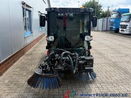 Kärcher Kärcher MC250 3Besen 60Km/h Wasserrecycling Sys.