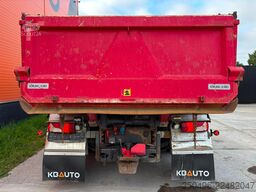 Scania R580 8x4  RETARDER / HYDRAULIC TAILGATE / TIPPE...