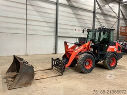 Loader Kubota R 065