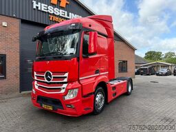 Mercedes-Benz Actros 1842 Streamspace Xenon NL Truck