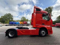 Mercedes-Benz Actros 1842 Streamspace Xenon NL Truck