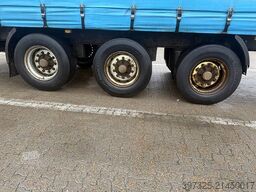 Kel-Berg Curtainsider / Planenauflieger / Gardin