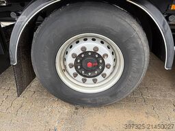 Kel-Berg Curtainsider / Planenauflieger / Gardin