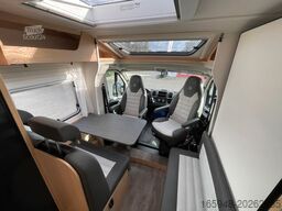 SUNLIGHT V 67 S Adventure