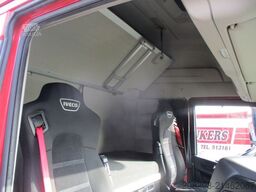 IVECO S-WAY 460 LNG | AIRCO | INTARDER | 2 BEDS | CC |