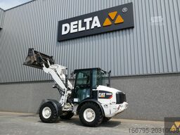 Caterpillar 906M