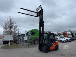 TOYOTA Stapler 02-8FGF30/Kabine/GAS