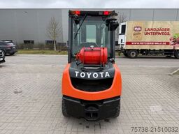 TOYOTA Stapler 02-8FGF30/Kabine/GAS