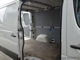 Volkswagen Crafter 35 2,0 TDI L1H1 PDC/LKW